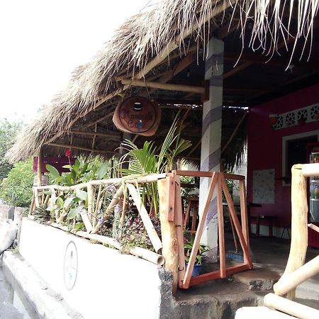 Mamacita Cafe House Hotell Moyogalpa Exteriör bild